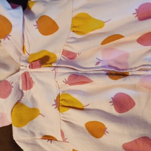 CARTER'S SIZE 24 MONTHS, ZIP UP, WITH A HOOD. - Picture 7 of 7